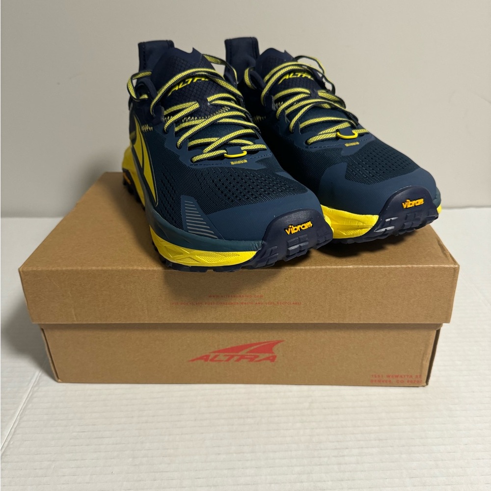 altra men's olympus 2.5 athletic shoe